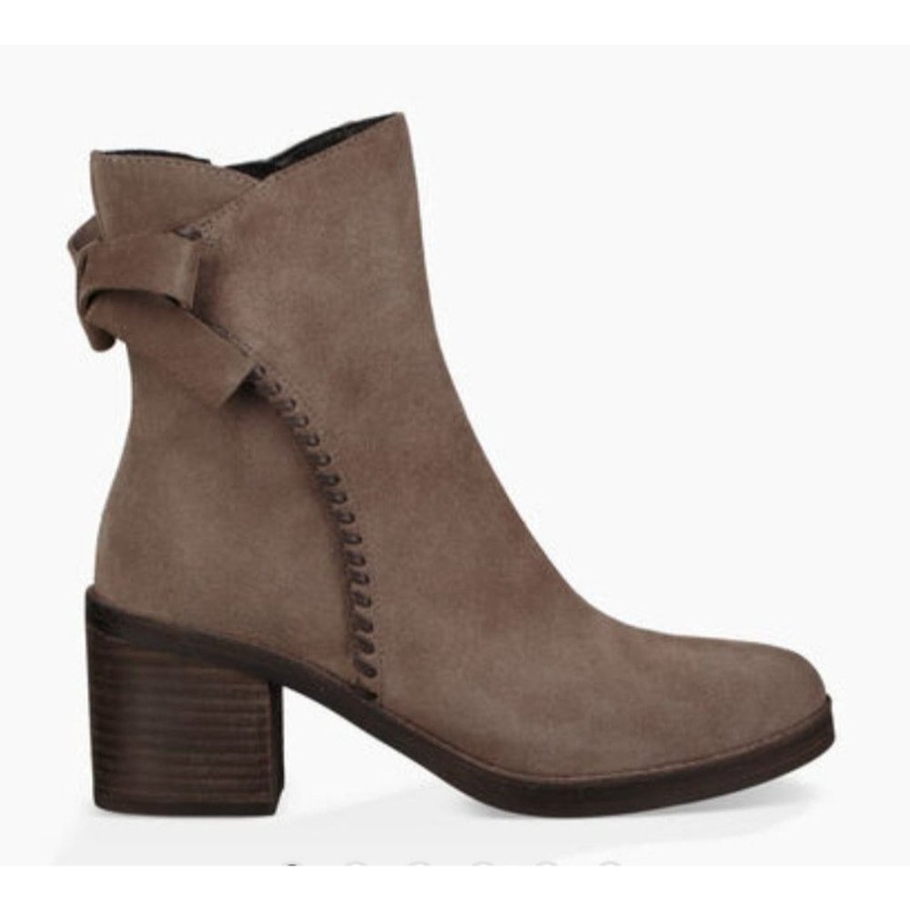 Women's UGG Suede Fraise Whipstitch Boot
